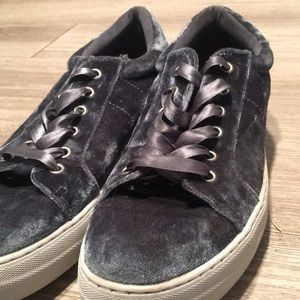 Repeat | Velvet Blue Shoes